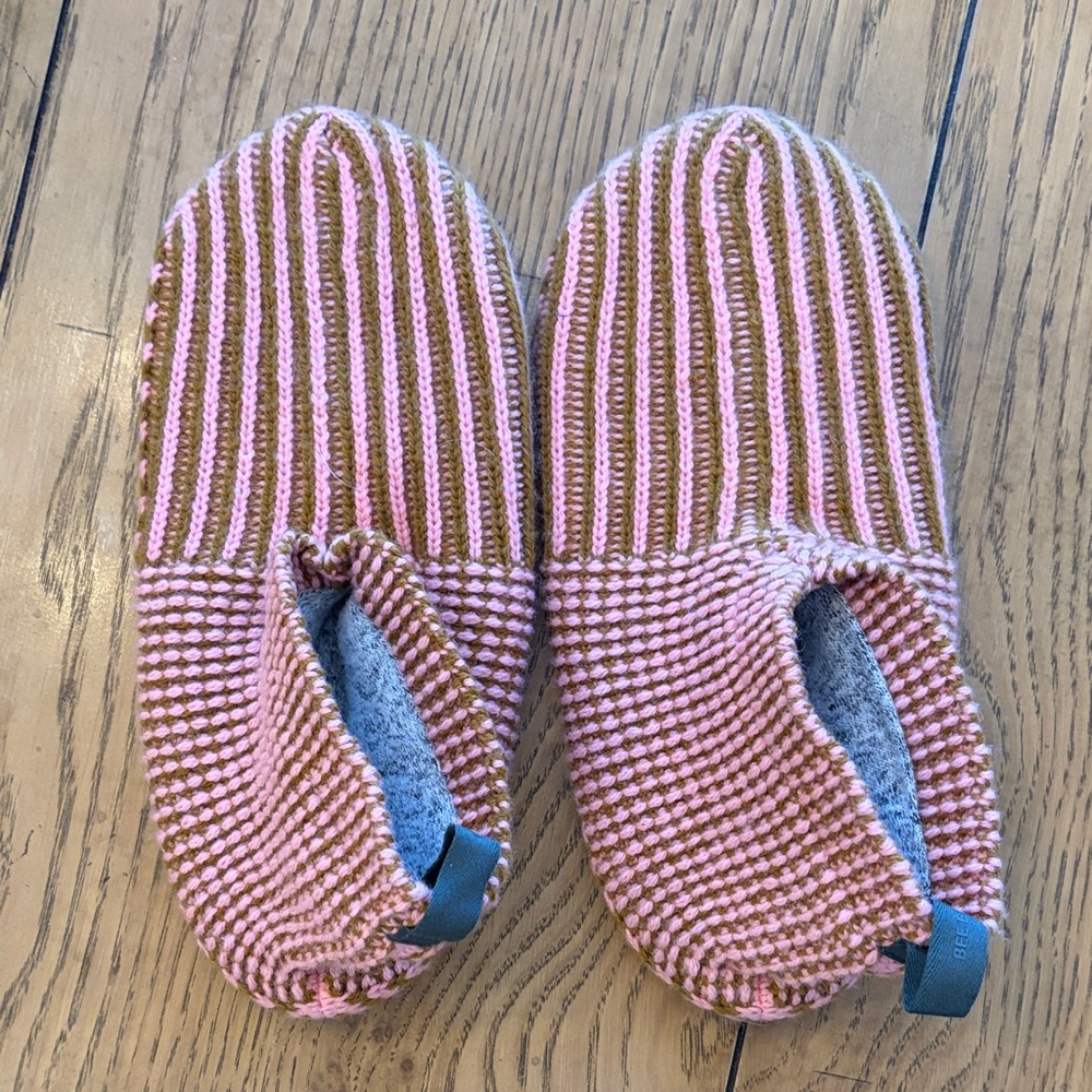 Bombas Pink and Brown Knit Slippers